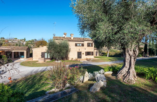 Villa Isotta 8 4 Emma Villas - Foto 36