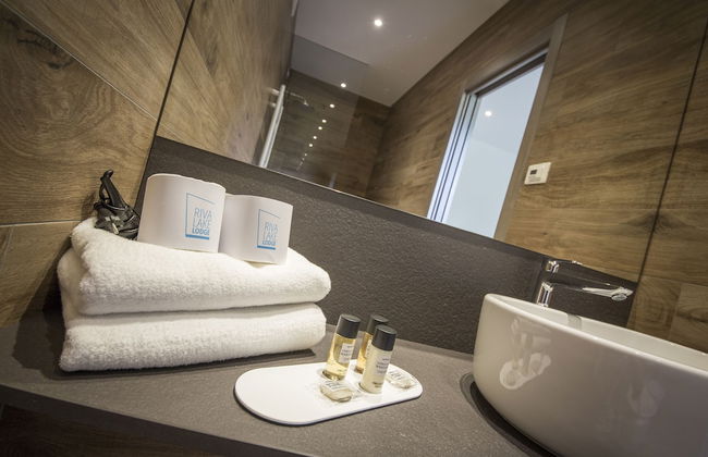 Riva Lake lodge - Foto 32