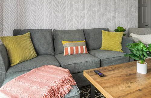 Urban Retreat - Free Parking, WiFi, Walk to Stadium - Foto 58