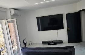 Modern Hillside Retreat with Panoramic Views - Foto 38