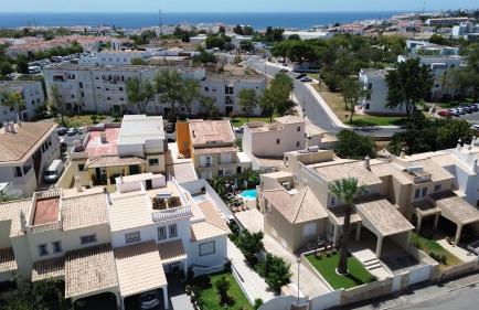 Private Deluxe 3BD Villa Pool Wi-Fi AC BBQ - Foto 26