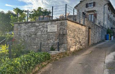 Aneta authentic Istrian House with pool & garden - Pet Friendly - Photo 2