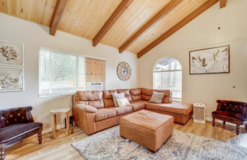 Near Fossil Creek and Trails Scenic Pine Cabin! - Foto 1