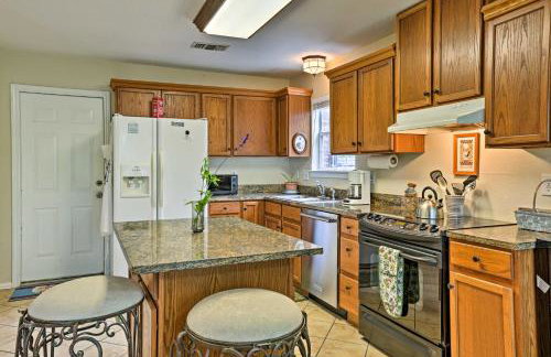 2 Mi to Lake McQueeny Gem with Covered Patio - Foto 9