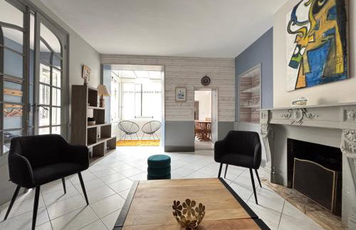 Embruns maison spacieuse rénovée 5 ch 3 sdb 2 WC belle terrasse aménagée barbecue à 250 m de la plage en plein centre d' Arromanches au coeur des plages du débarquement, proximité de Bayeux - Foto 3