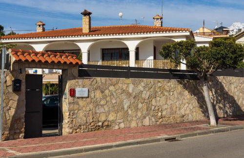 Apartamentos Maruja Roig - Playa Sur - Foto 37