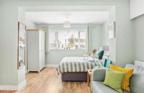 1 Bed in Brixham oc-78520 - Photo 2