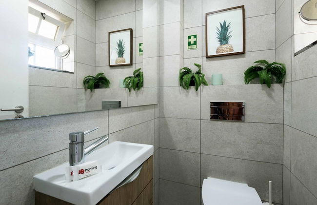 Sesimbra Stylish Villa by Homing - Photo 25