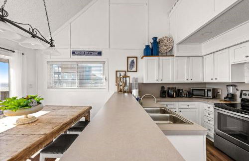 Oceanfront Bliss and Resort-Style Fun! Galveston Gem - Foto 8