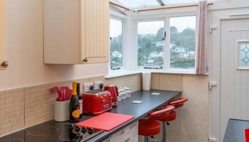 Looe Self Catering - Photo 5