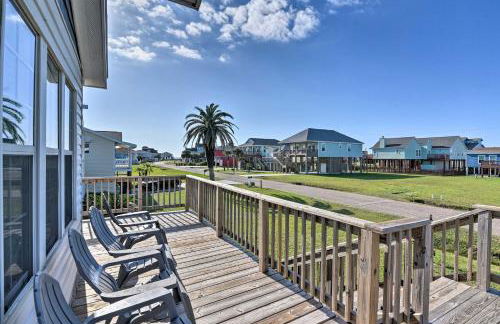 Steps to Beach! Surf Cottage in Galveston - Photo 21