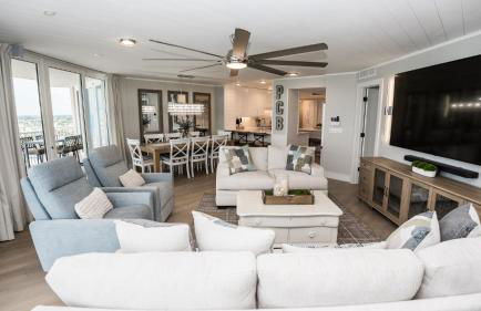 Total Remodel - 3BR-3BA Corner Beachfront - Winter Snowbirds Welcome! - Foto 58