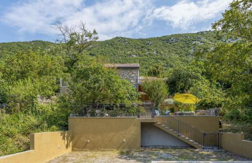 Cozy Home In Veli Dol With Jacuzzi - Foto 7