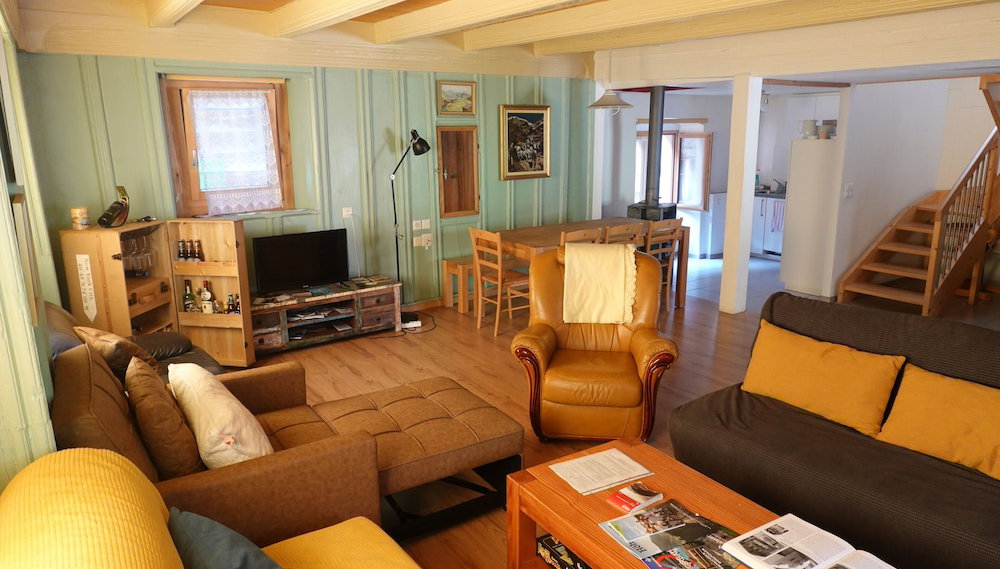 Historic Apartment in the old Village of Naters - Foto 1, Profilbild