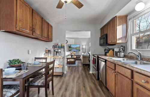 Tranquil 2BR Apartment Mpls - 8073 Apt 2 - Foto 13