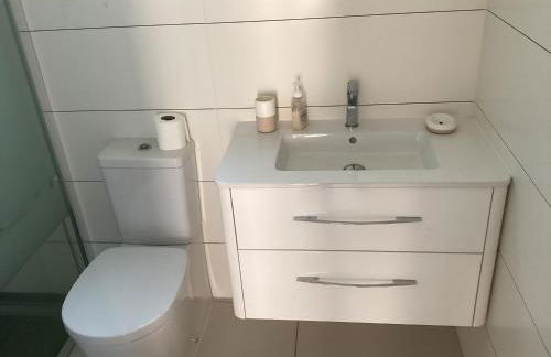 HouseSleeps6-Pool-Beach-Garden-Solarium-PetOK - Foto 22