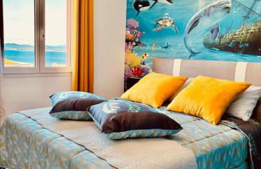 Superbe Villa 5 étoiles Presqu'Île de Giens la Madrague Rita la Villa d'Or vue mer piscine - Foto 33