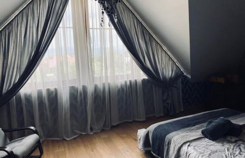 Chata pod strzechą w Beskidach - Foto 39