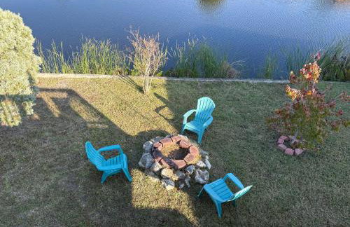 Cozy one bedroom with great water views lots of room - Foto 28