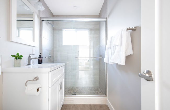 Seashore Suites by AvantStay – Modern Comfort Steps from La Jolla Cove - Foto 15