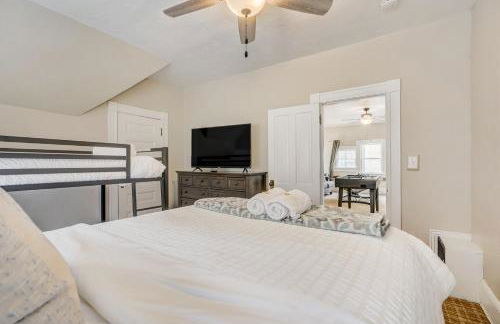 Crescent Penthouse - Downtown Hot Tub Golf Foos - Foto 30