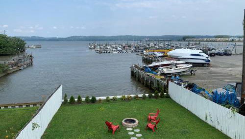 Waterfront Luxury in Town - Foto 2