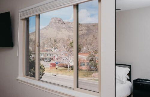 10 min to Red Rocks & KING BED & 7min to I70 & DT Golden & STR-25-0009 - Photo 10