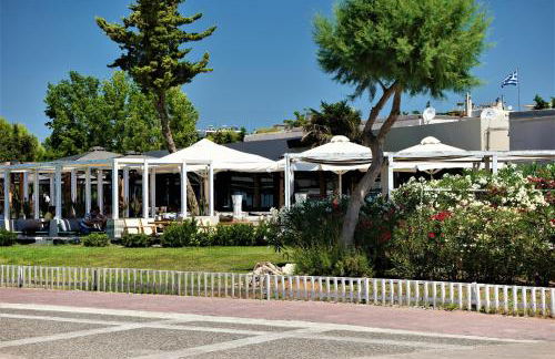 Zefyros Super Cool Apartments next to Alimos Riviera - Foto 25