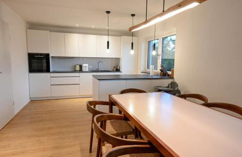 Liboria I Stylische Maisonette Wohnung Alpenblick I 4min zum See - Foto 18