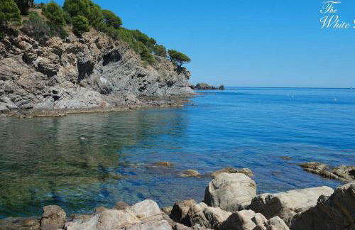 White Rock Villa With Breathtaking Views and Pool - Foto 7