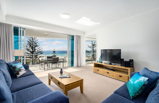 Reflection Tower Two - Photo 45