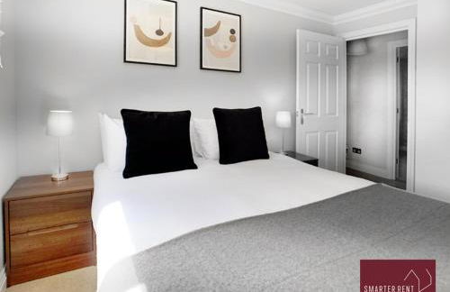 Wokingham 2 Bedroom Flat - Private Entrance - Foto 7