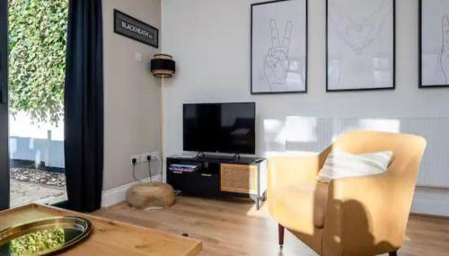 Modern and Bright Home Minutes From Central London - Pass the Keys - Foto 3, Other