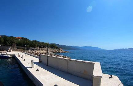 Moderan apartman u blizini mora - Foto 14