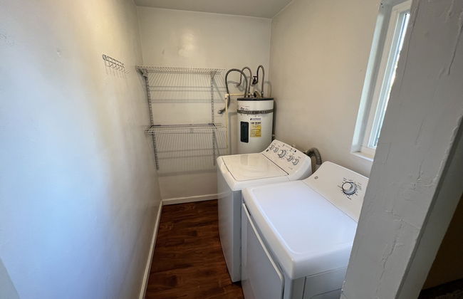 Longer Stay for Travelers Blocks from Hospital and Downtown Security Gates - Foto 42