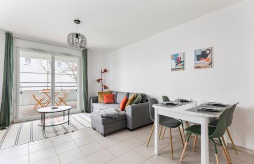 NOUVEAU ! Appartement 2 chambres, parking, proche tramway et métro, terrasse - Foto 1