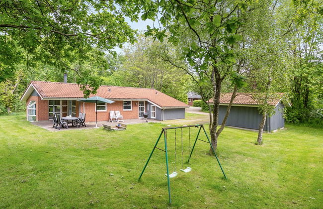 4 bedroom House in Toftlund with terrace - Photo 1