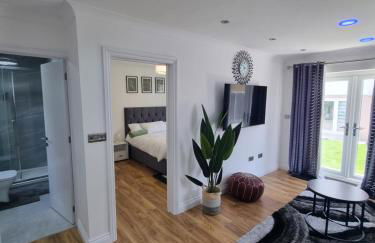 Very Cosy & Lovely 1 Bed Garden Apartment with side access, Suitable for Long Stay and Short Stay - Photo 8