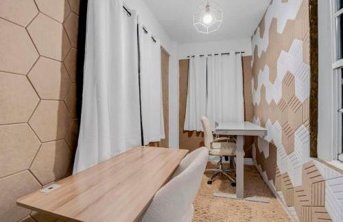 Designer Stylish Villa by Sawgrass with Hot Tub and Arcade Games - Foto 33