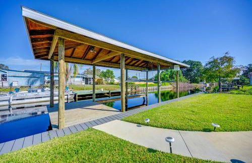 Sebring Serenity Waterfront Retreat with Boat Dock! - Foto 3