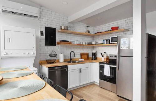 Lazy Lake 3BR Cabin w/ Mtn Views + Hot Tub +Wi-Fi - Foto 18