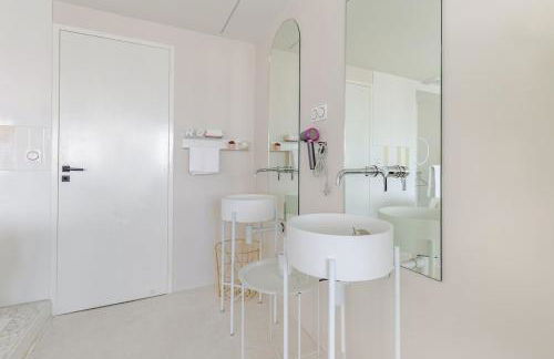 Suite 2 à 4 personnes lit rond Bergson Stade Zénith - Foto 11