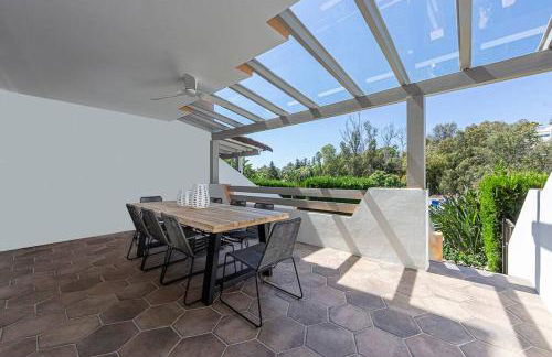 Luxury 5-Bedroom Townhouse in Puente Romano - Foto 44