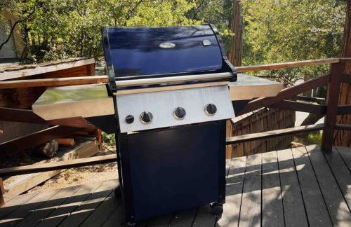 Clarity Cabin A-Frame Sanctuary w Hot Tub Fireplace Grill AC Hammock Chairs Fire Pit Pets OK - Foto 31