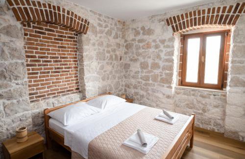 Didova kuća, Holiday home with Private pool near Rogoznica,Sleeps 9 - Foto 54