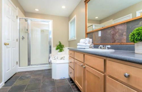 Union Spruces in Salt Lake with Hot Tub and Foosball - Foto 20