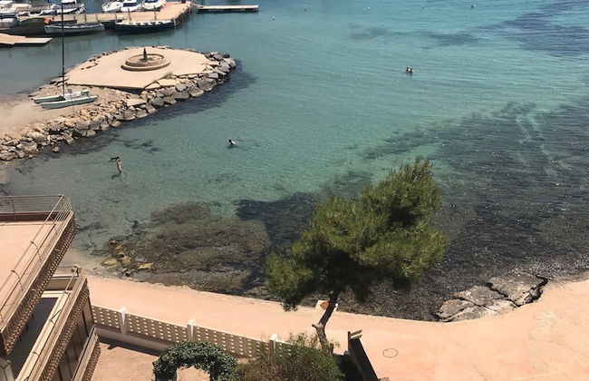 First Line Beach Apartment Alicante - Photo 18