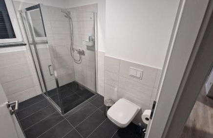 Modern Living Apartment with Sunset Terrace - Lift - Smart TV - XXL Terrasse - Foto 26