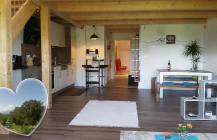 Ferienwohnung ChiemseeZeit :-) - Familie Lechermann - Foto 3