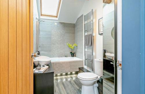 6 Bed in Huddersfield oc-93984 - Foto 23